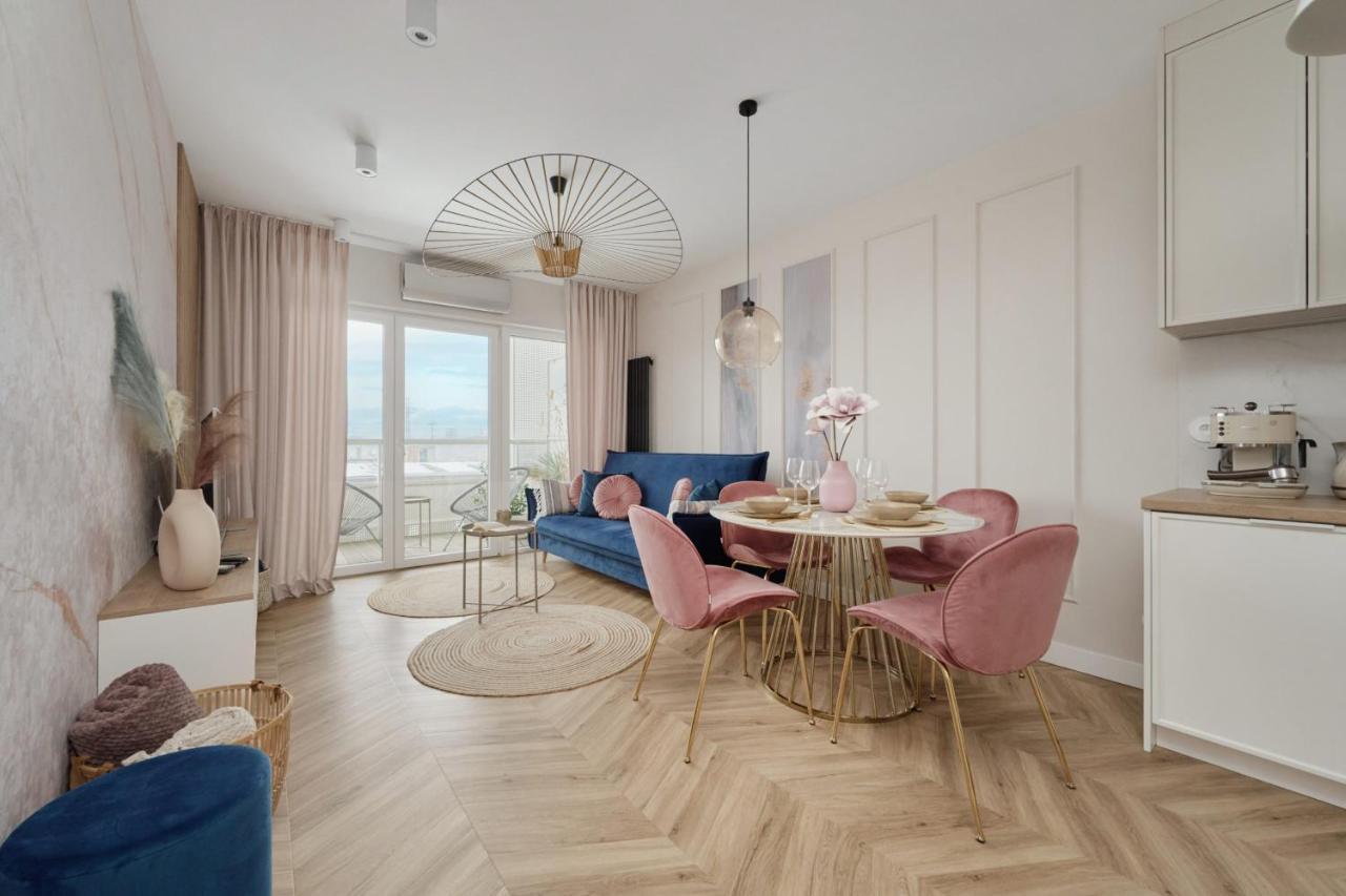 Elegant Apartment With Balcony Krakowska Wroclaw By Renters Prestige Dış mekan fotoğraf